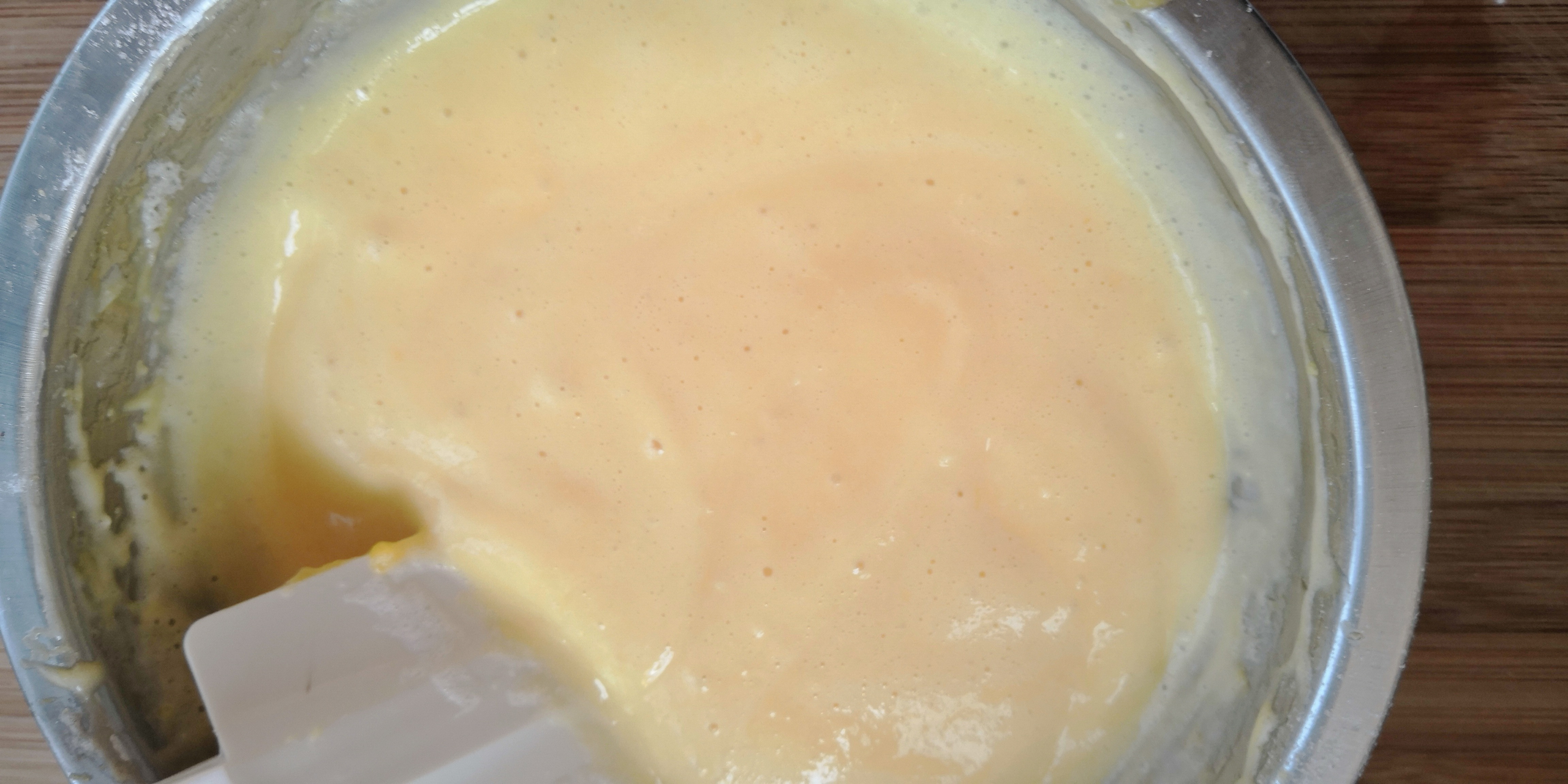 入口即化的蛋糕你们喜欢吗,入口即化不腻的蛋糕叫什么