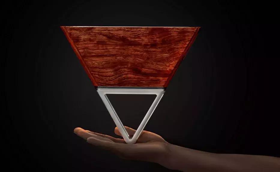 三角形游戏主机,三角形主机2代