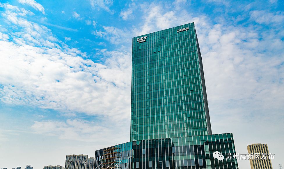 以党建思想为引领助推高质量发展,高举旗帜筑牢思想根基