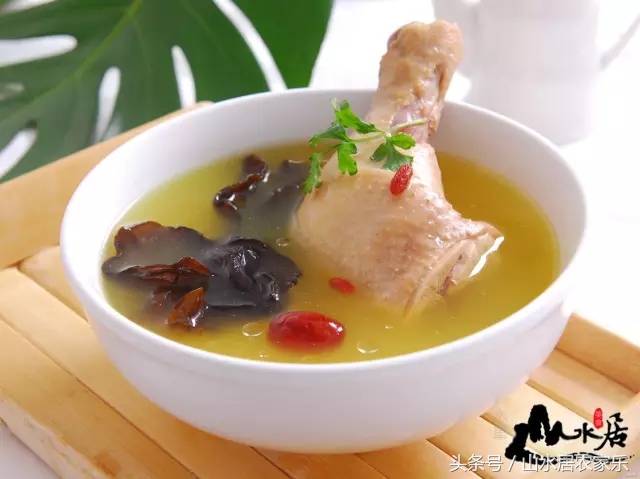 原汁原味特色土鸡煲,最好吃的土鸡煲