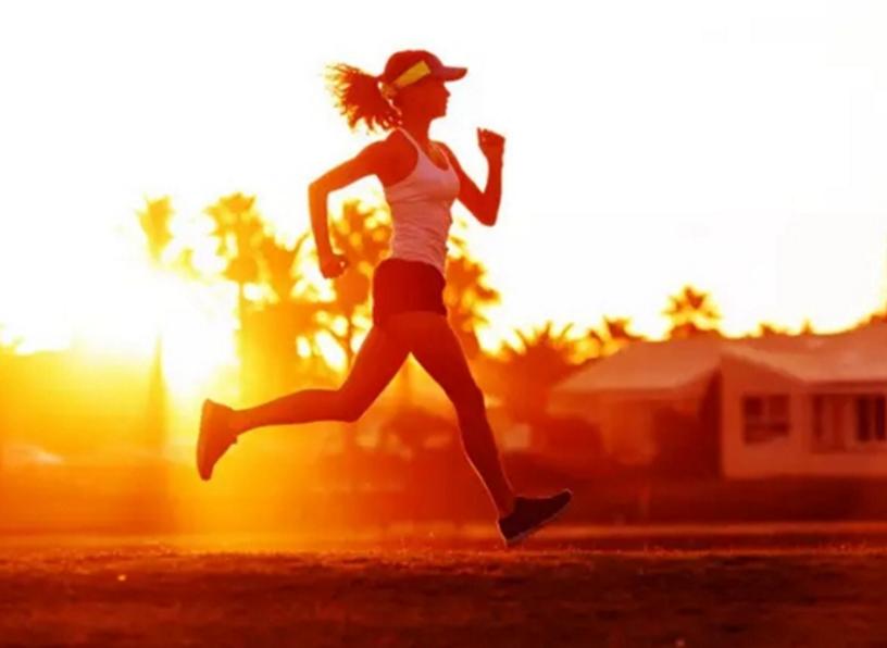 每天慢跑10公里一个月变化,每天跑步2小时10公里