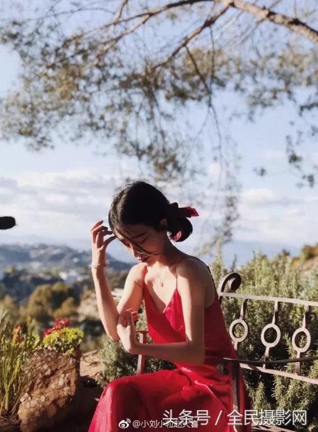 你负责貌美如花，我负责拍照那些一起开网店的摄影师情侣们~