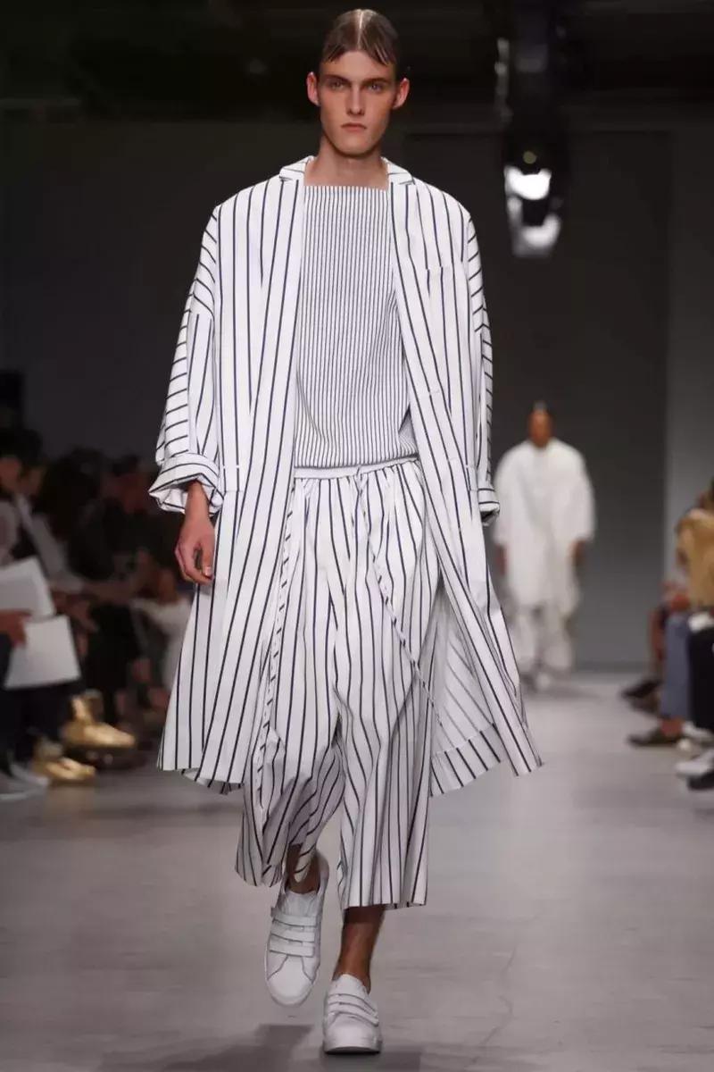 经典的条纹衬衫怎么穿,条纹衬衫适合什么人穿