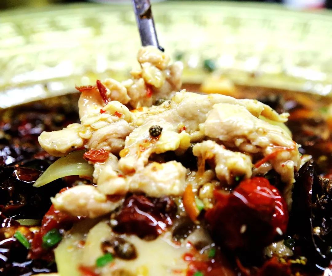 川菜爱好者的天堂斗鸡饭场伙，开业仅4个月成丽江新晋打卡圣地！