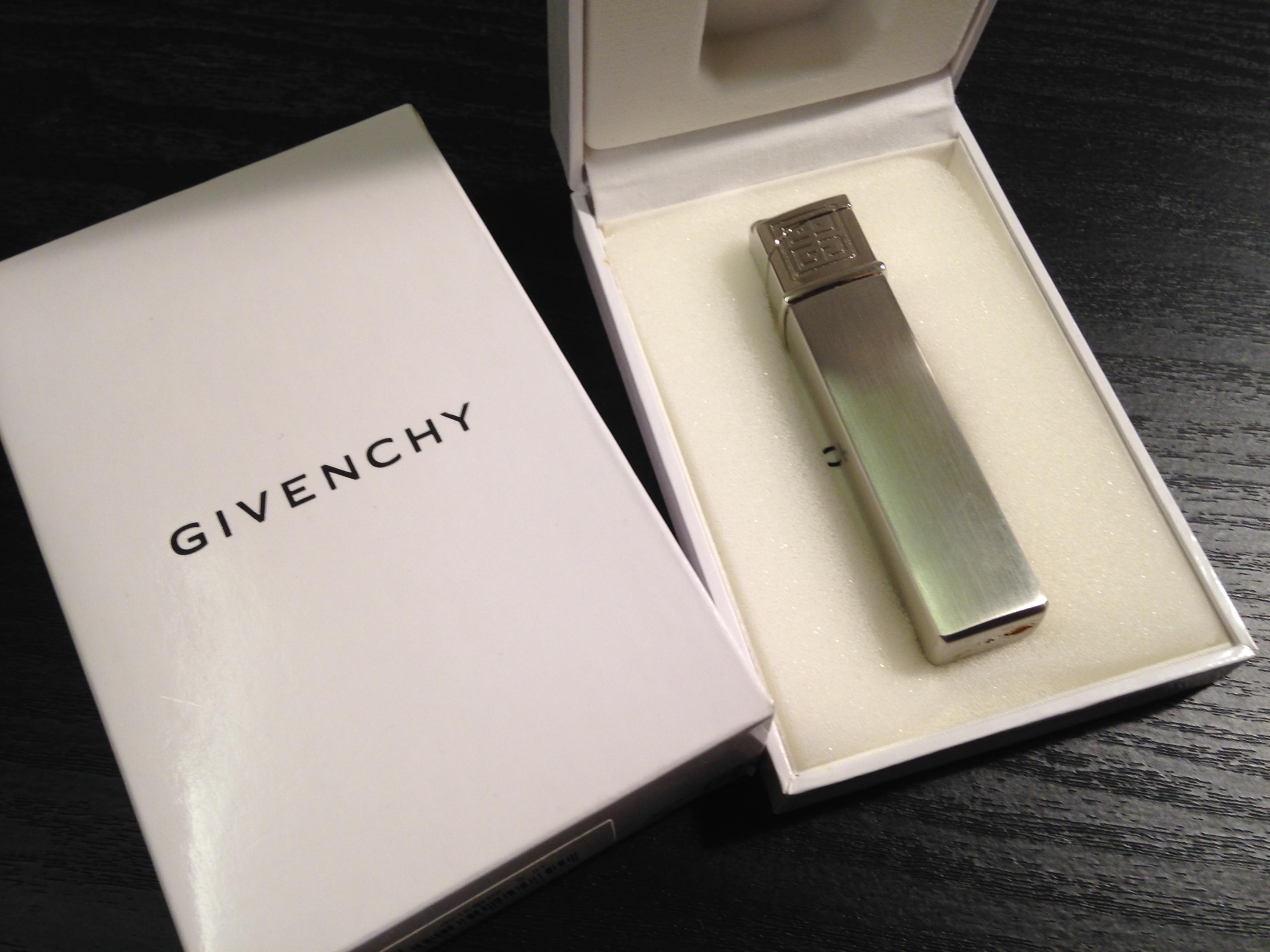 这个小东西会让你成为一个有品位的老烟枪