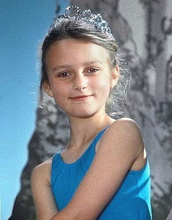 为什么平胸的女生都这么好看,平胸的妹子怎么改变