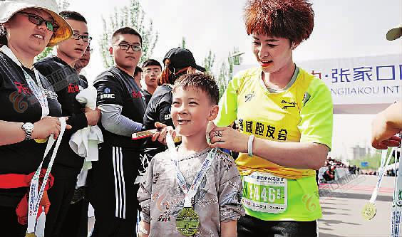 跑向2022——2018禾中·张家口国际半程马拉松比赛侧记