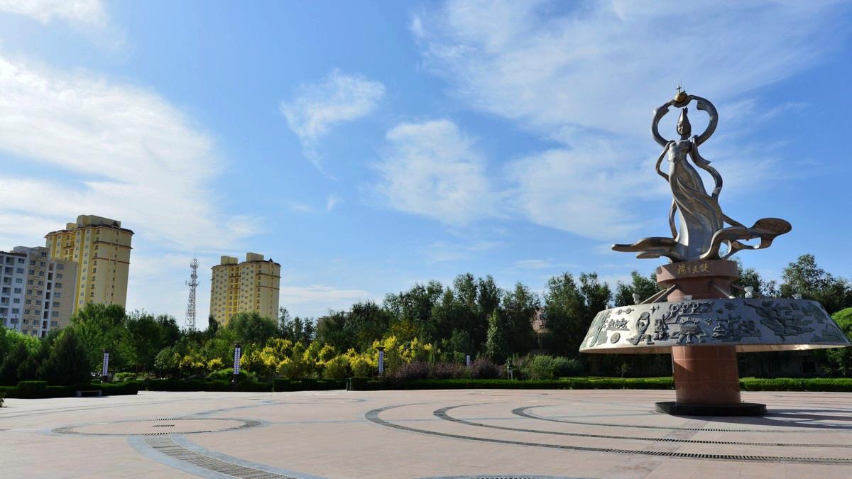 新疆罗布泊旅游攻略,新疆若羌探险