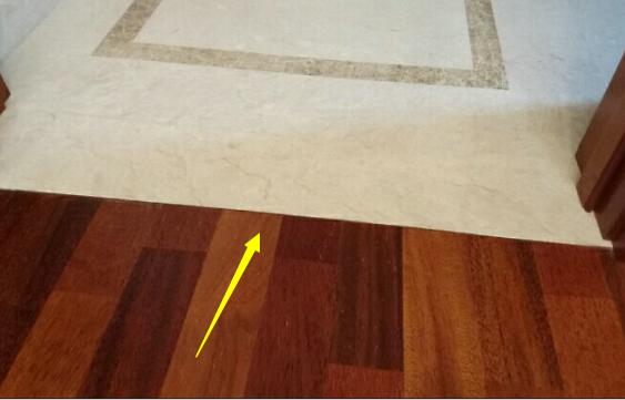 地板与过门石用t型条,过门石和扣条哪个好