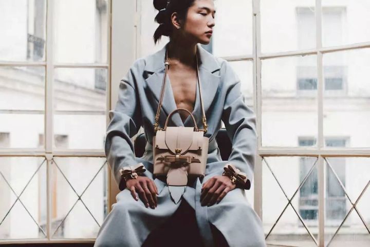 热巴最新一期穿搭,热巴平价穿搭