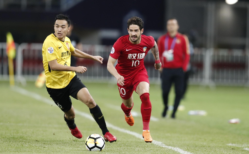 被高中锋打成一锅粥，缺了郑智今年恒大亚冠没戏