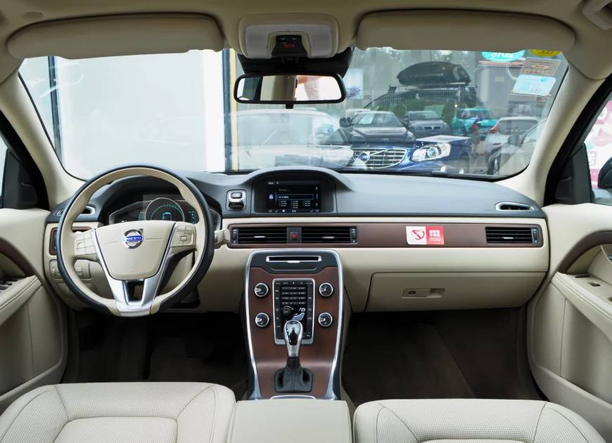 沃尔沃s80l第一视角驾驶,沃尔沃s60l驾驶感受