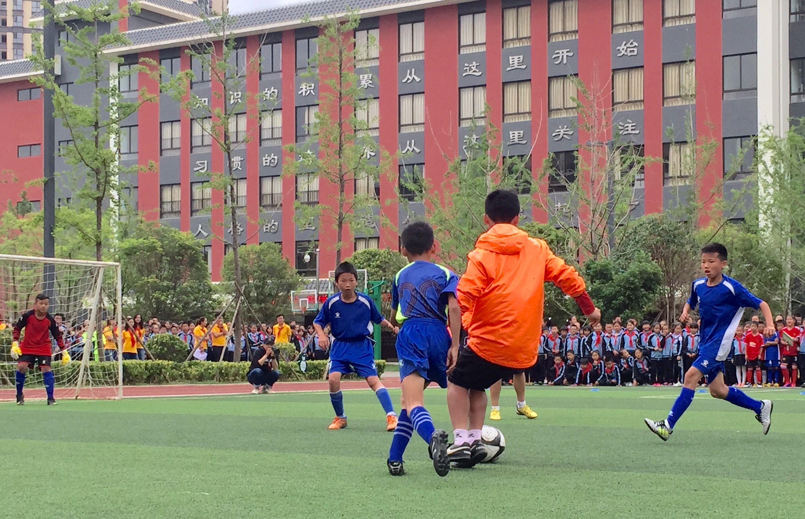 云波小学足球俱乐部,云波小学篮球