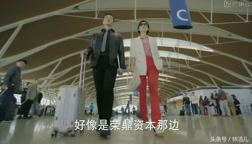 穿旗袍最风情万种,穿旗袍俏皮妩媚又复古灵动