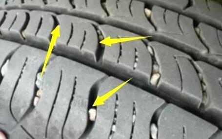 汽车轮胎换什么品牌的耐用一点,换原装轮胎好还是不同品牌好