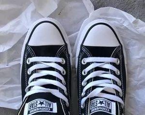 匡威跟nb是一个品牌吗,匡威真假鉴别allstar低帮米白