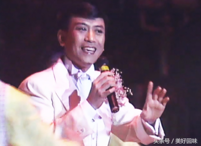 1985年央视春晚报幕,1985年春晚事件