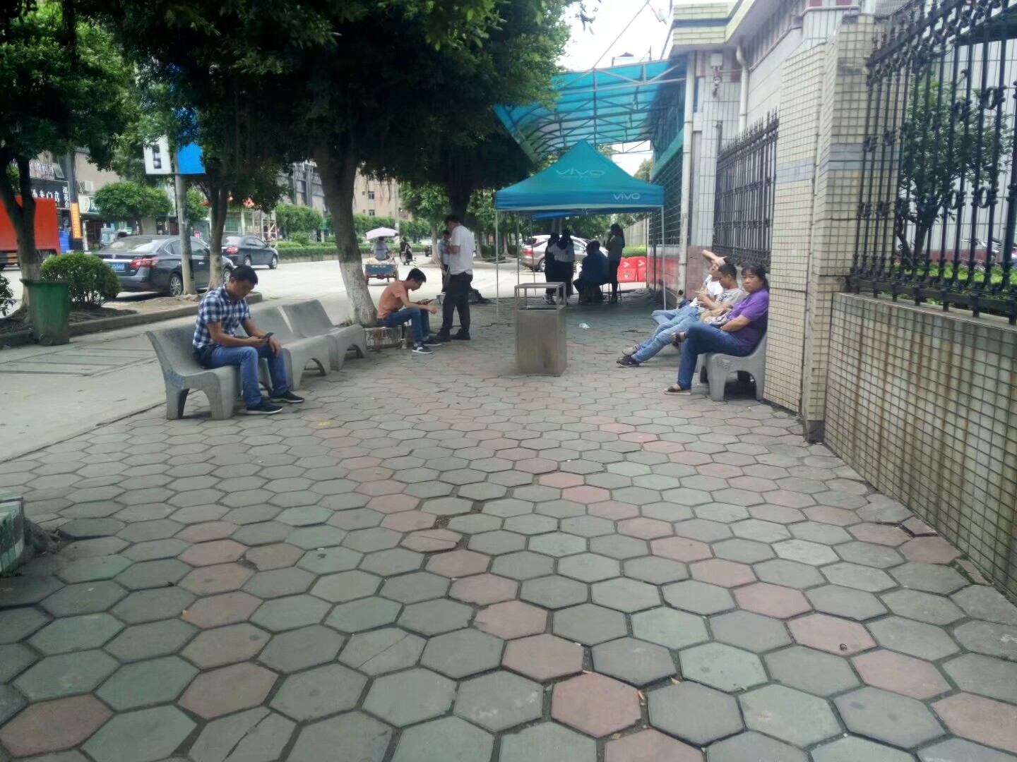 常平两班倒的工厂招聘,东莞长安哪个厂招工最新信息