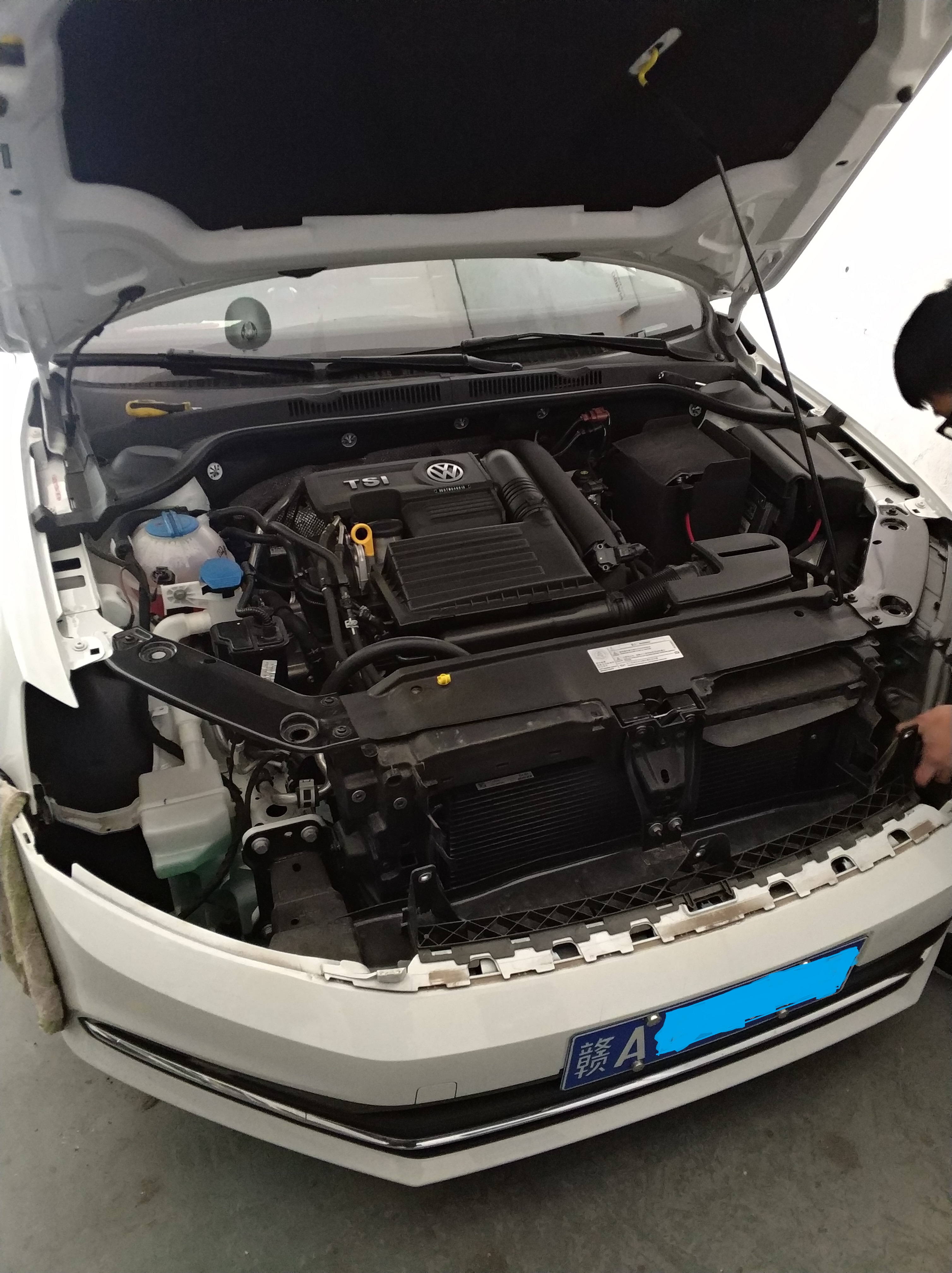 速腾改透镜氙气灯违法吗,速腾改氙气灯方案