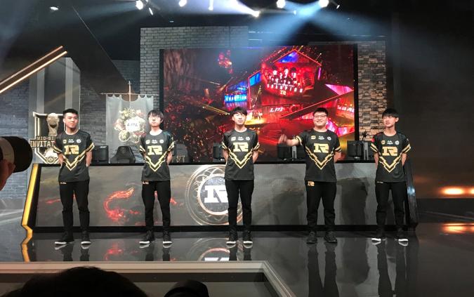 msi小虎吊打李哥,小虎碰到uzi亚索