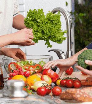 裸睡到底是穿内裤不,睡觉穿内裤好还是裸睡好