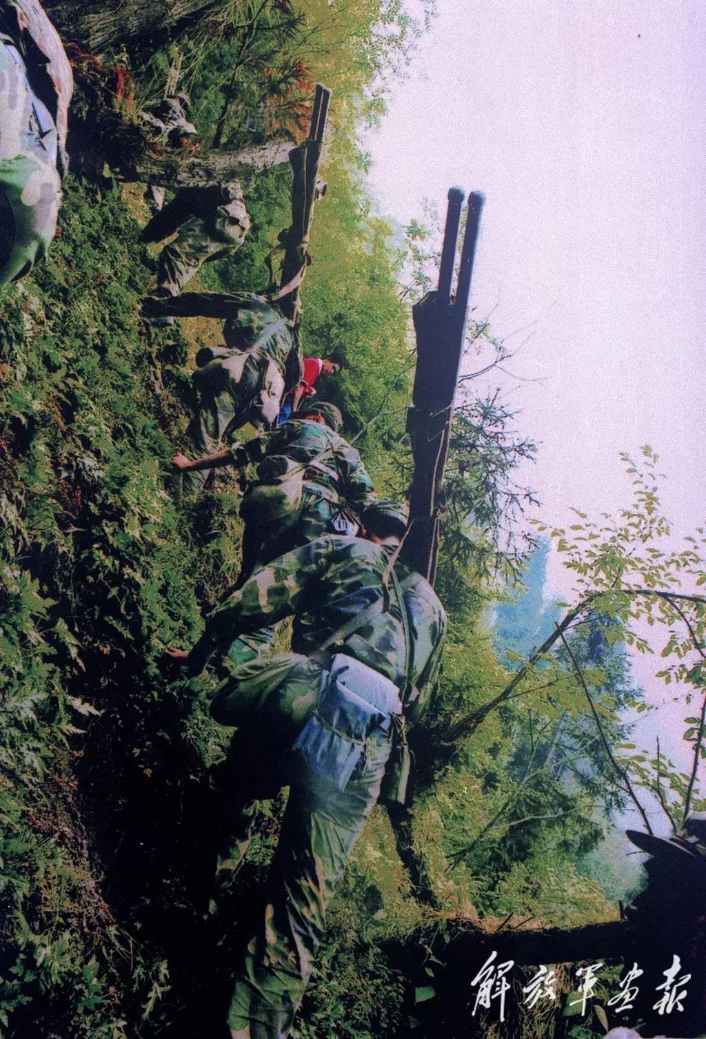 抗震救灾汶川,汶川地震十年感人视频播放