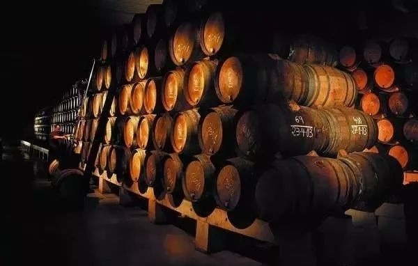 西班牙里奥哈红酒推荐,世界名酒展示