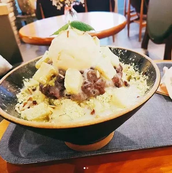 为喜欢自拍的小仙女打造的咖啡店！据说90%的韩国妹子都去打过卡