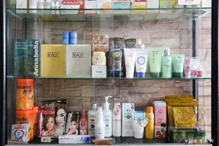 喂！妖妖灵吗？韶关这条巷子内有人聚众吸猫！已经有人沦陷了……