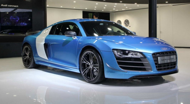 它是钢铁侠的座驾！你能驾驭这台性能怪兽么？