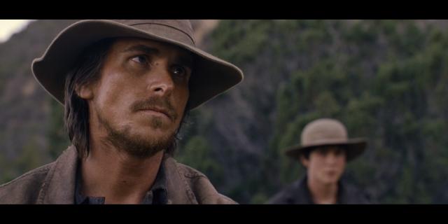 天使和恶魔之间是能够有爱的,天使和恶魔也可以有纯洁的友情