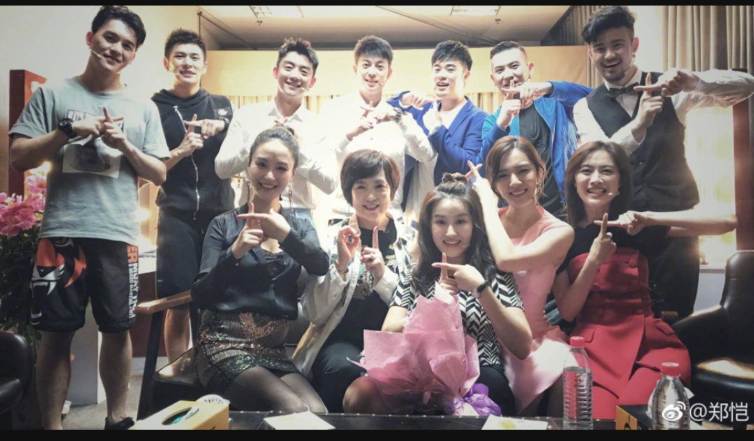 王晓晨郑恺大学同学 (郑恺陈赫王晓晨的综艺节目)