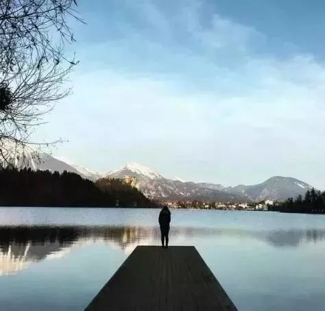 这对夫妇朋友圈消失400天，跨越48国，随后发出的照片惊艳BBC