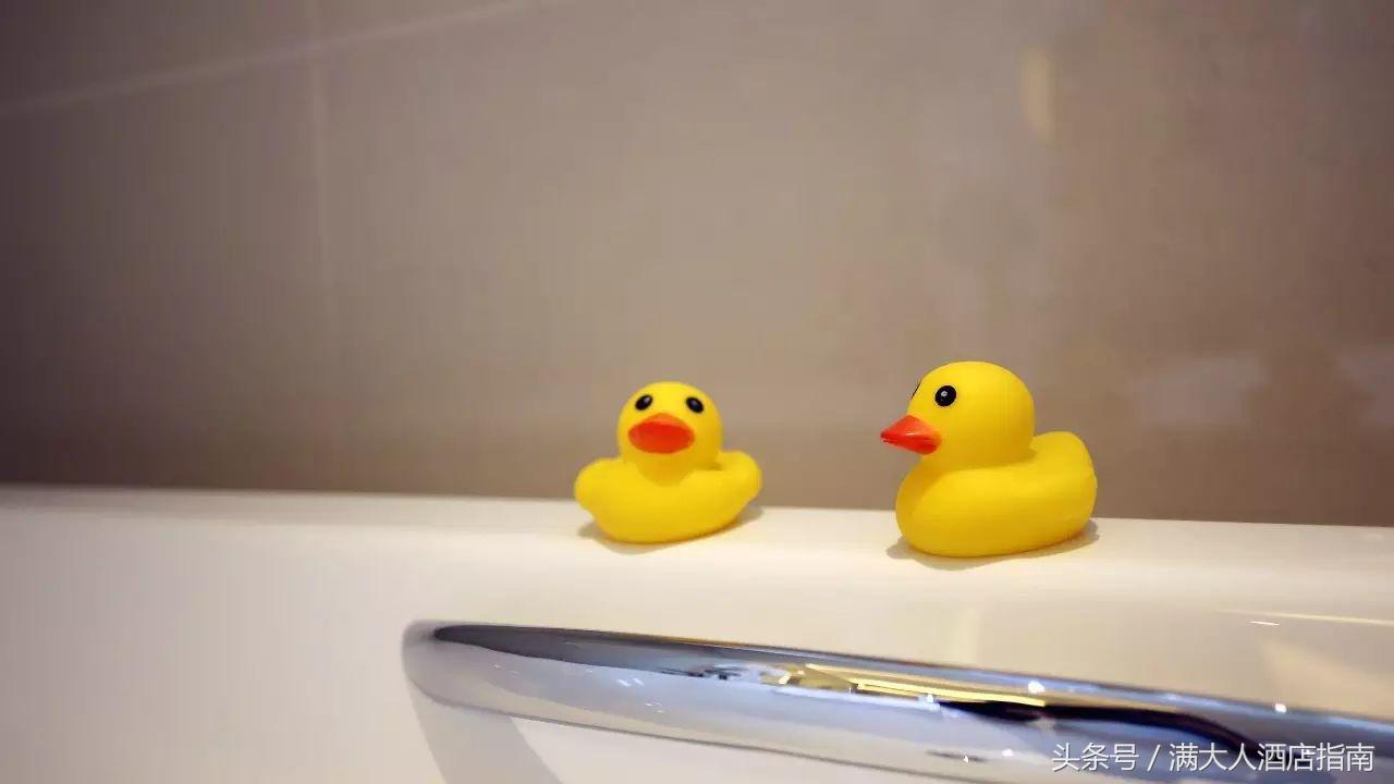 大连市中山区松云街日月明酒店,大连星海广场四季酒店