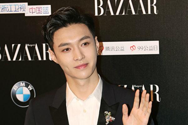 张艺兴对exo的奇葩行为,exo丢脸时刻张艺兴