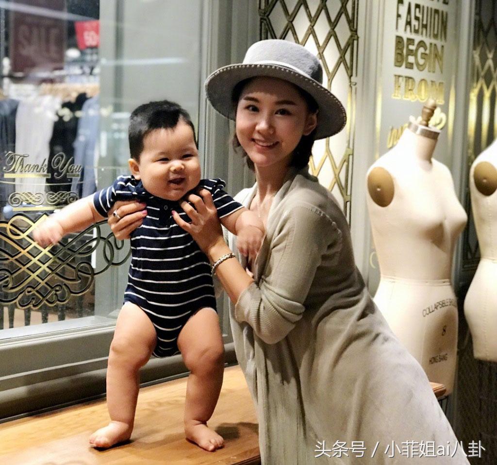 王雷李小萌恩爱夫妻日常生活,李小萌王雷夫妻视频片段