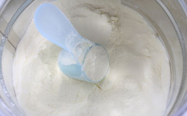 国外奶粉不适合中国宝宝是真的吗,国外奶粉不适合中国宝宝体质吗