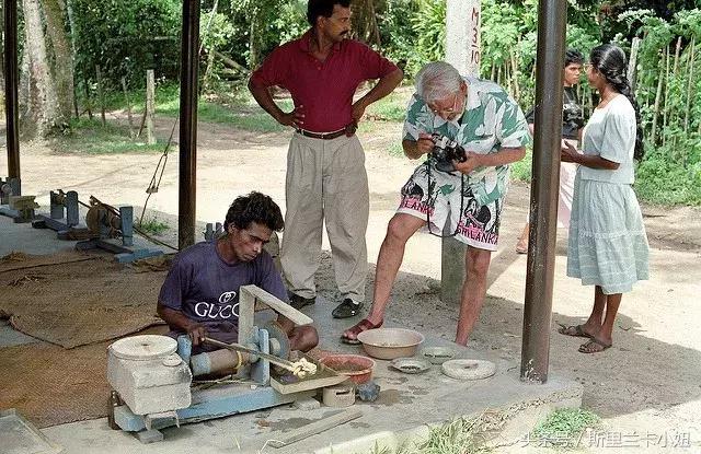 宝石城翡翠原石,斯里兰卡宝石矿区原石市场