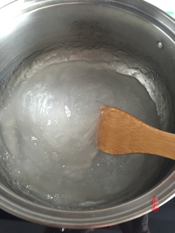 自制豌豆凉粉制作方法全过程,干豌豆凉粉的制作方法和配方