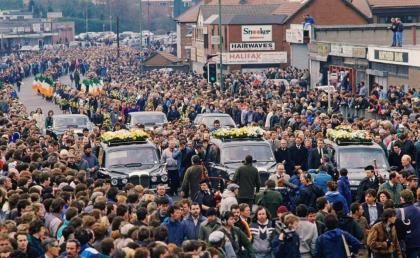 在英国穿上这个玩具，你的娃就是幼儿园之王