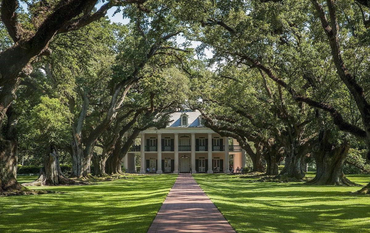美国红橡地板价格多少,美国红橡原木地板铺贴效果图大全