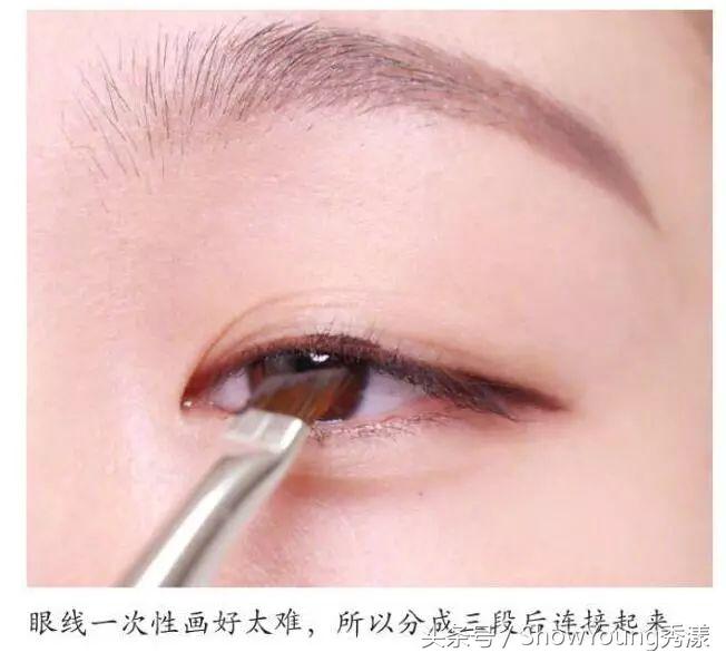 如何用美宝莲眼线膏画出完美眼线,如何用眼线膏画出超美的眼线