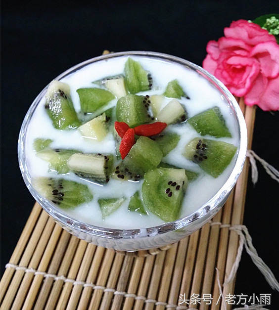 你还在买,含添加剂的果粒酸奶吗?自己在家做,口味多新鲜更放心