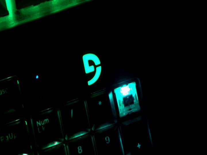 机械键盘rgb灯光不统一,樱桃rgb键盘