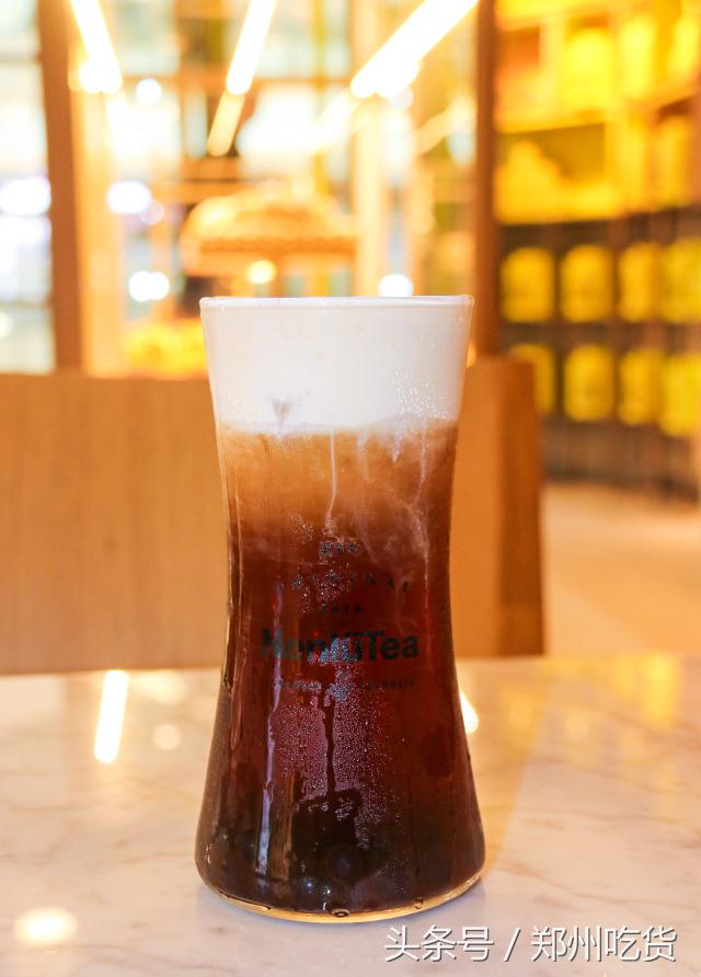 网红茶饮的鼻祖级大佬来熙地港啦，还有买一赠一！