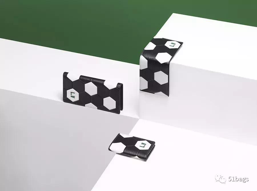 2018年世界杯限量双肩包,louisvuitton限量包白金