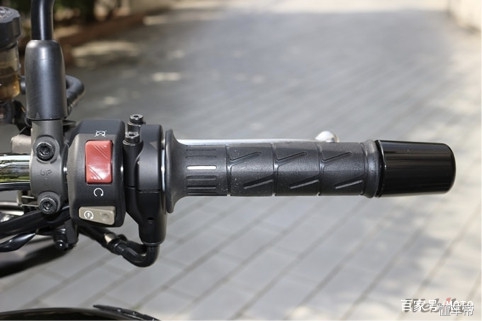 雅马哈xsr900对比川崎z900rs,雅马哈xsr900日本