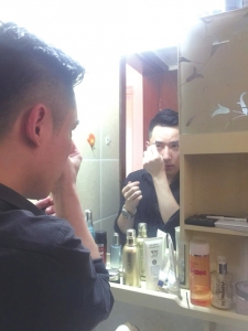 36岁男士化妆,36岁男生日妆