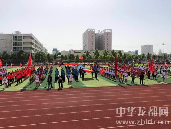 周口市中原路小学足球比赛,2018周口市市长杯运动会