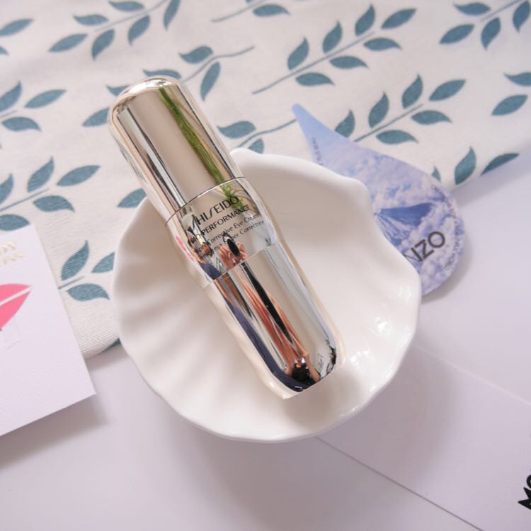 眼霜怎么选择不会长脂肪粒,不知道每款眼霜针对哪些肌肤问题